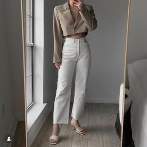 Zara Ecru High Waisted Cropped Straight Leg Jeans